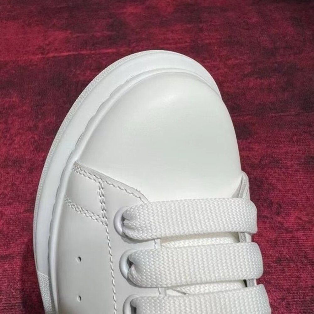 Authentic Alexander McQueen Women’s  Sneakers - Picture 9 of 9